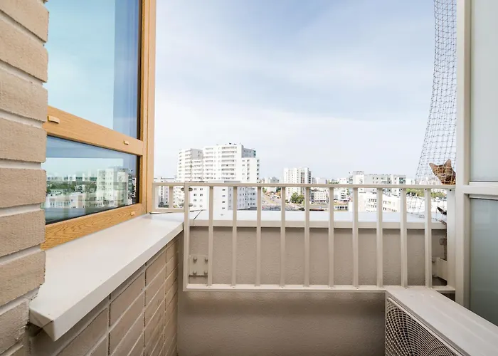 Metro Natolin 10th Floor By Bookinghost * Warschau